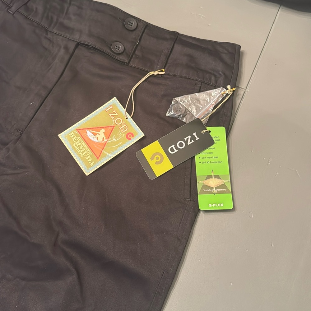 IZOD Bermuda Shorts black various sizes 2,10,12& 14 - Picture 3 of 9